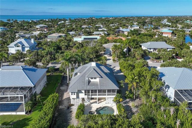 580 Sea Oats DR, Sanibel, FL 33957