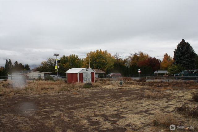 800 N Kentucky Avenue, East Wenatchee, WA 98802