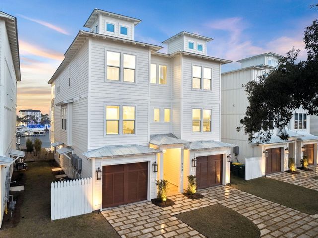 714 Harbor Boulevard, Destin, FL 32541