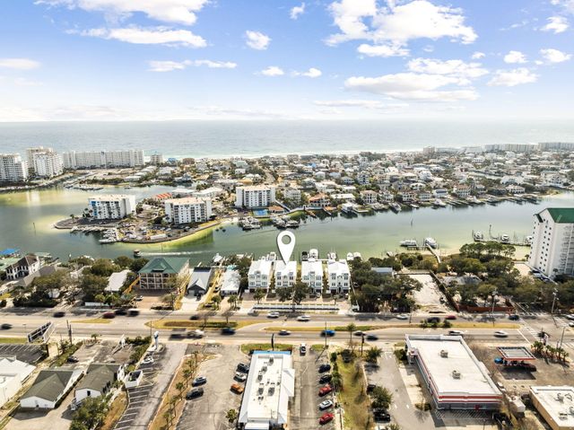 714 Harbor Boulevard, Destin, FL 32541