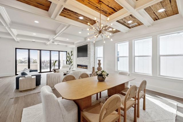 714 Harbor Boulevard, Destin, FL 32541