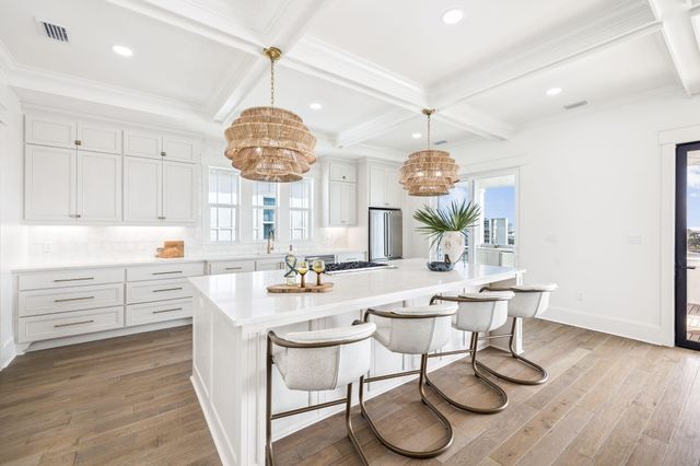 714 Harbor Boulevard, Destin, FL 32541