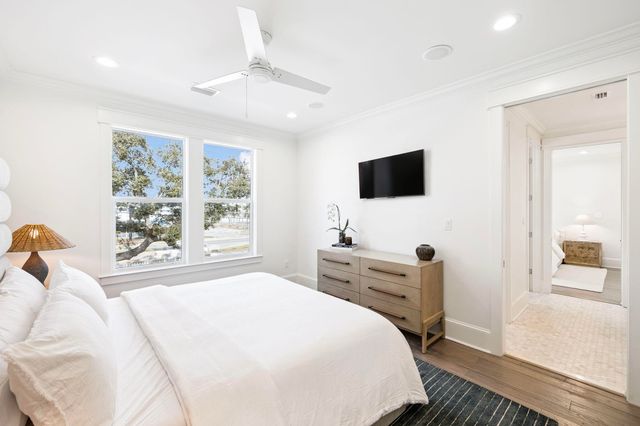 714 Harbor Boulevard, Destin, FL 32541