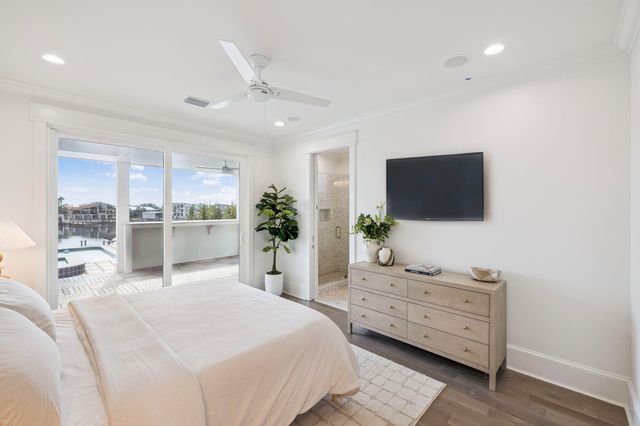 714 Harbor Boulevard, Destin, FL 32541