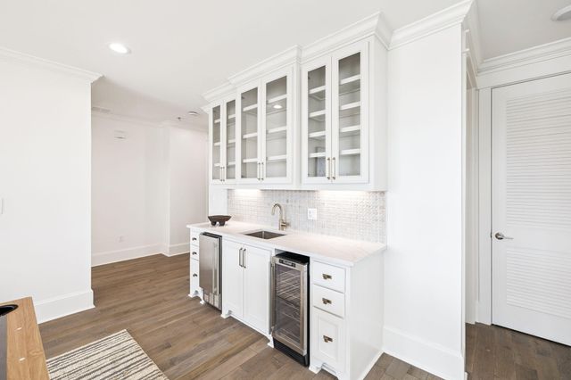 714 Harbor Boulevard, Destin, FL 32541