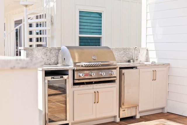 714 Harbor Boulevard, Destin, FL 32541