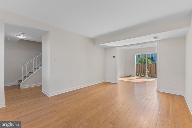 5537 KENDRICK LN, Burke, VA 22015