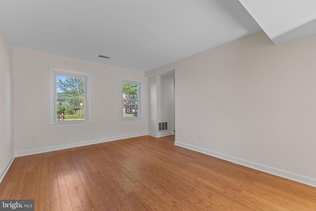 5537 KENDRICK LN, Burke, VA 22015