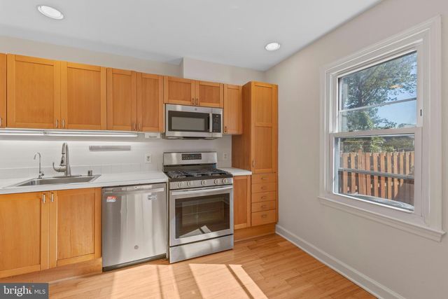 5537 KENDRICK LN, Burke, VA 22015