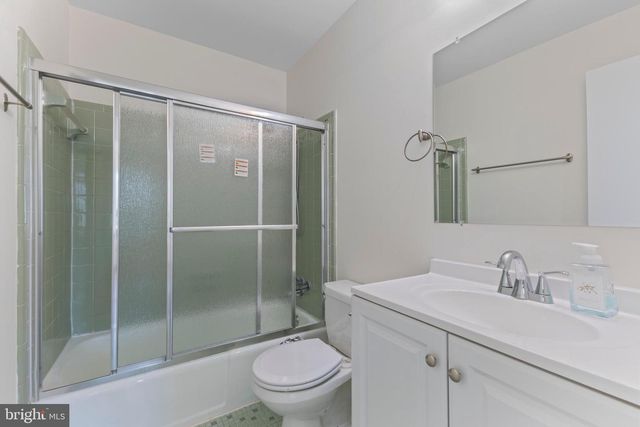 5537 KENDRICK LN, Burke, VA 22015