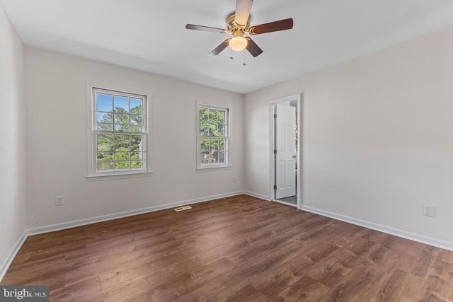 5537 KENDRICK LN, Burke, VA 22015
