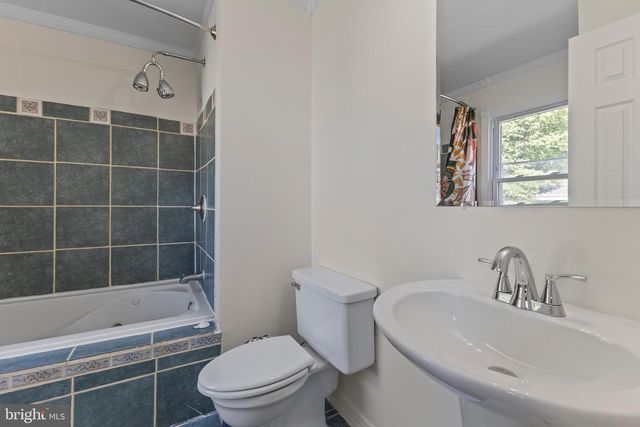 5537 KENDRICK LN, Burke, VA 22015