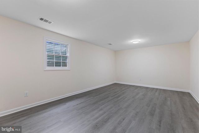 5537 KENDRICK LN, Burke, VA 22015