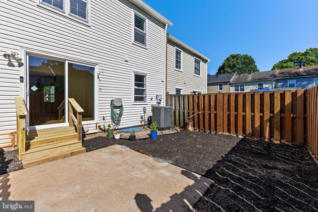 5537 KENDRICK LN, Burke, VA 22015