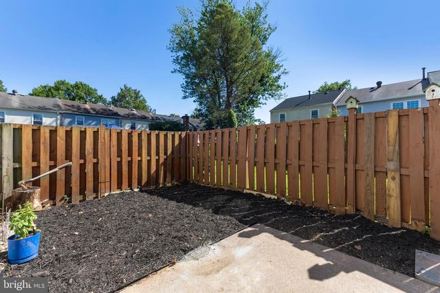 5537 KENDRICK LN, Burke, VA 22015