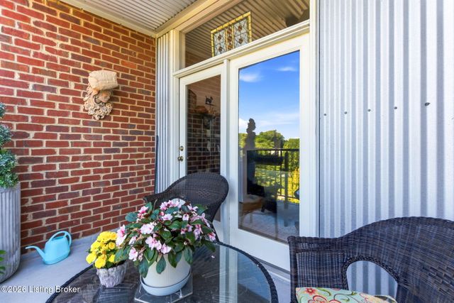 2011 Frankfort Ave 408, Louisville, KY 40206