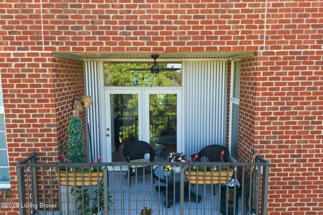 2011 Frankfort Ave 408, Louisville, KY 40206