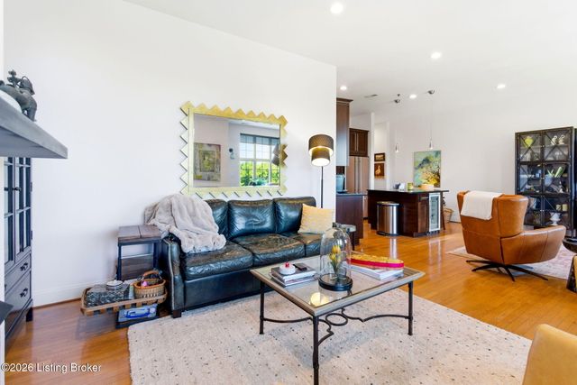 2011 Frankfort Ave 408, Louisville, KY 40206