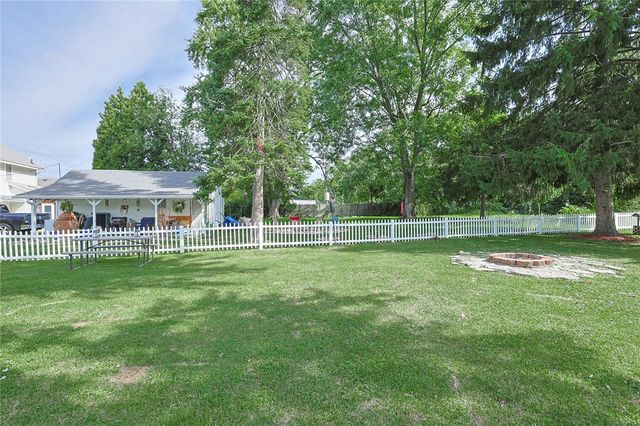 188 Willis Avenue, Springfield, OH 45505