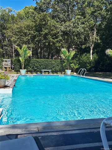 48 Nidzyn Avenue, Remsenburg, NY 11960