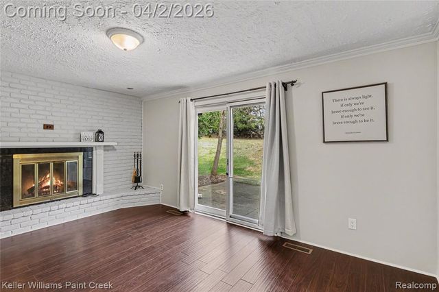 893 Dressler Lane, Rochester Hills, MI 48307