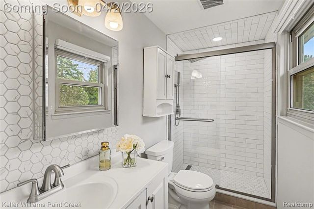 893 Dressler Lane, Rochester Hills, MI 48307