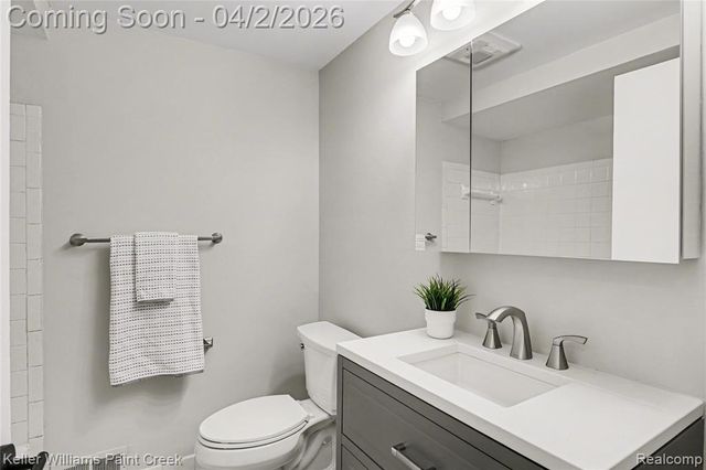 893 Dressler Lane, Rochester Hills, MI 48307