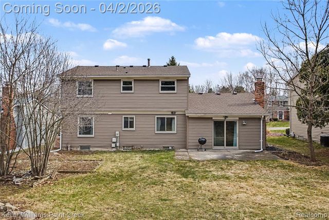 893 Dressler Lane, Rochester Hills, MI 48307