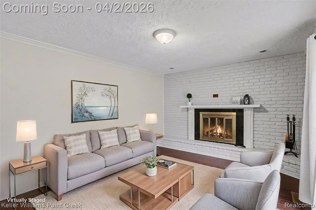 893 Dressler Lane, Rochester Hills, MI 48307