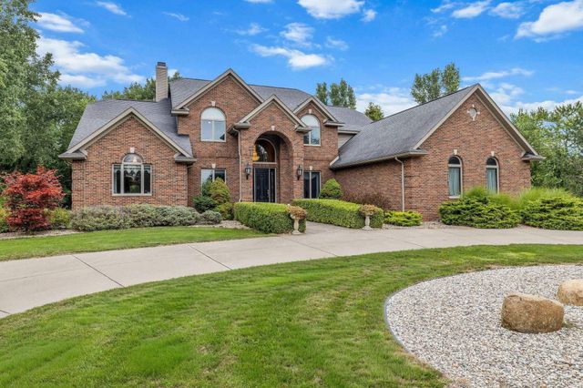 1238 W Center Road, Essexville, MI 48732