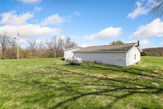 2680 Old Capps Road, Harrison, AR 72601