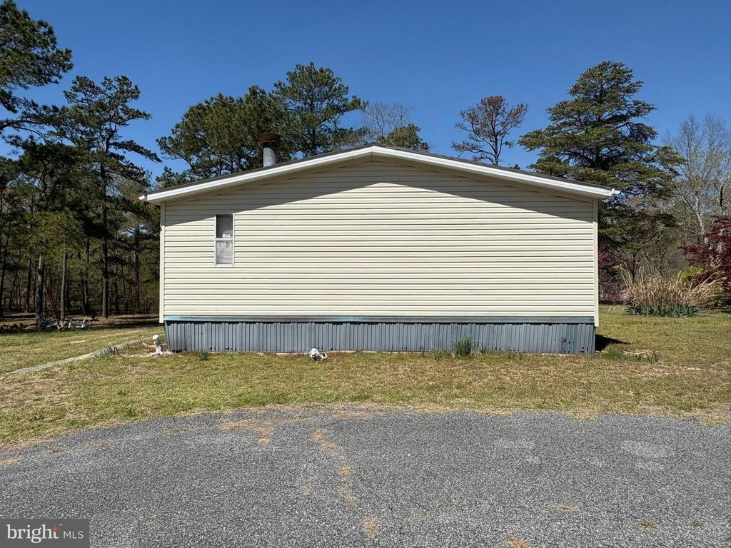 Image 14 of property listing at 5460 SANDY HILL RD, Quantico, MD 21856