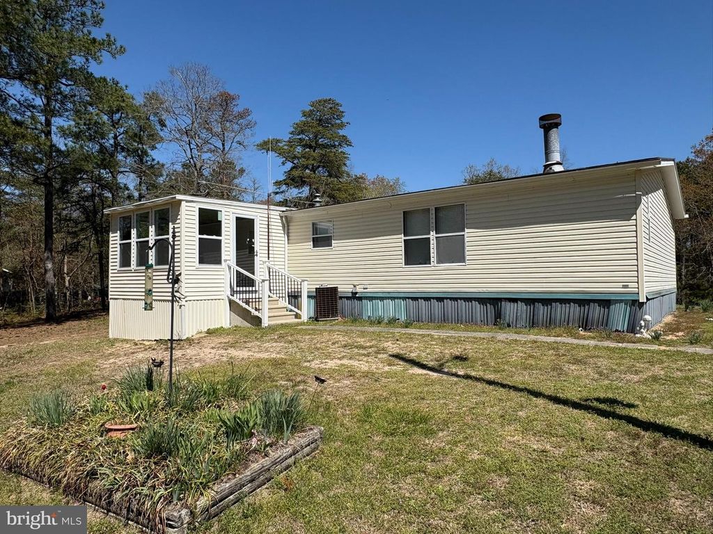 Image 17 of property listing at 5460 SANDY HILL RD, Quantico, MD 21856