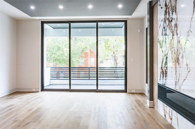 411 W Saulnier Street, Houston, TX 77019