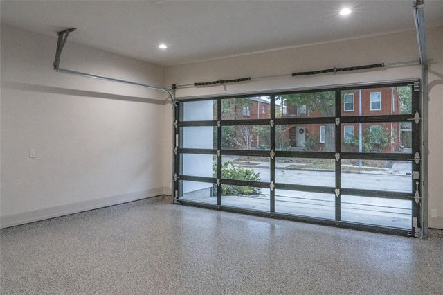 411 W Saulnier Street, Houston, TX 77019