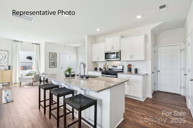 470 Court House Avenue, York, SC 29745