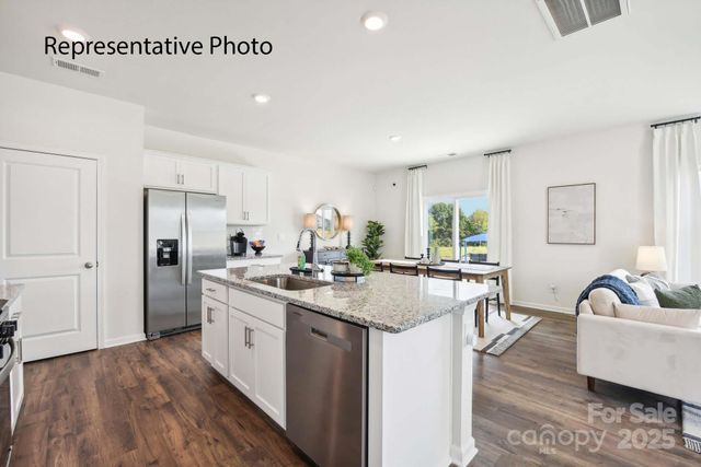 470 Court House Avenue, York, SC 29745