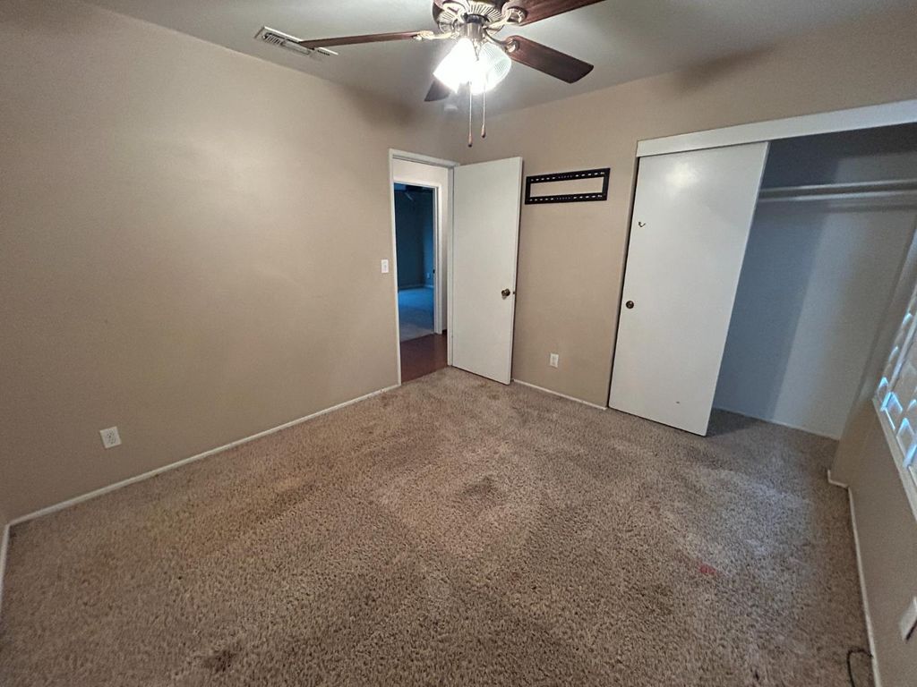 Image 13 of property listing at 420 W Houston Street, Coalinga, CA 93210