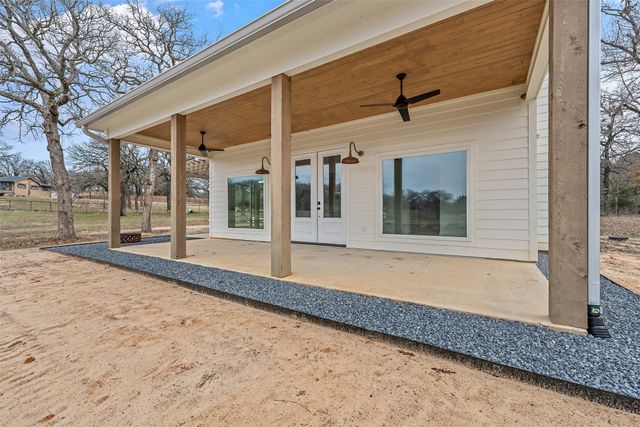 23326 County Road 448, Lindale, TX 75771