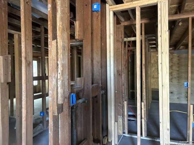 2618 Lombrano St, San Antonio, TX 78228