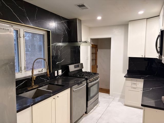 23000 Sherman Road, Steger, IL 60475