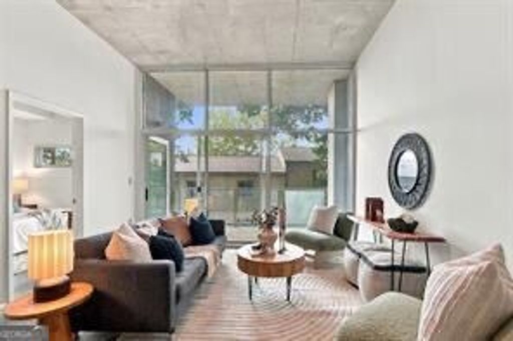 130 Arizona Avenue NE 105, Atlanta, GA 30307 — photo 2
