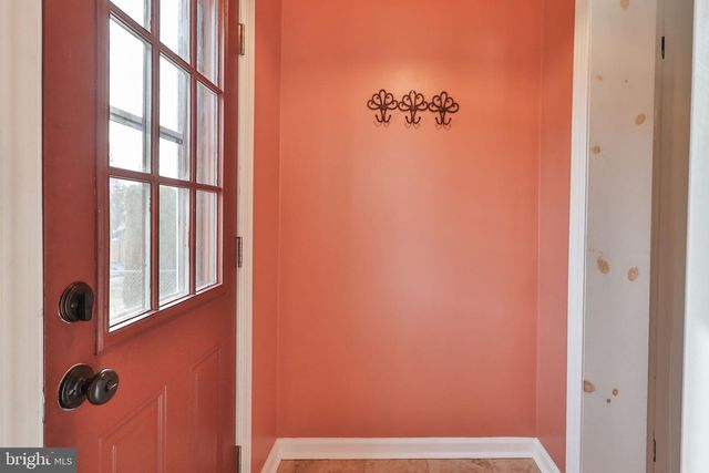 2045 KENMORE AVE, Bethlehem, PA 18018