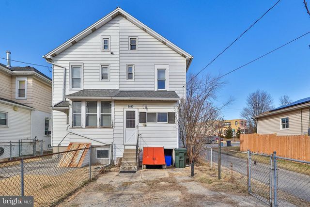 2045 KENMORE AVE, Bethlehem, PA 18018