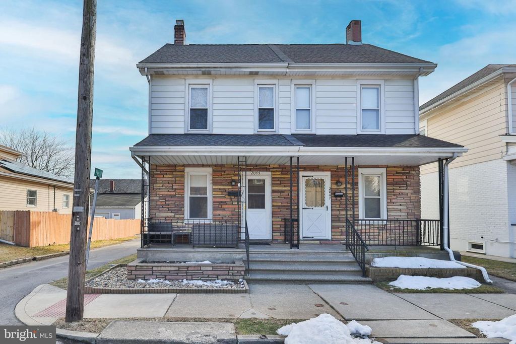 2045 KENMORE AVE, Bethlehem, PA 18018