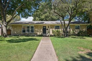 1122 PARKHAVEN Drive, Richardson, TX 75080