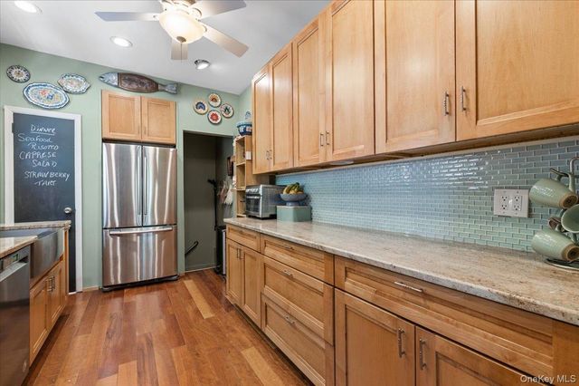 323 E Walnut Street, Long Beach, NY 11561