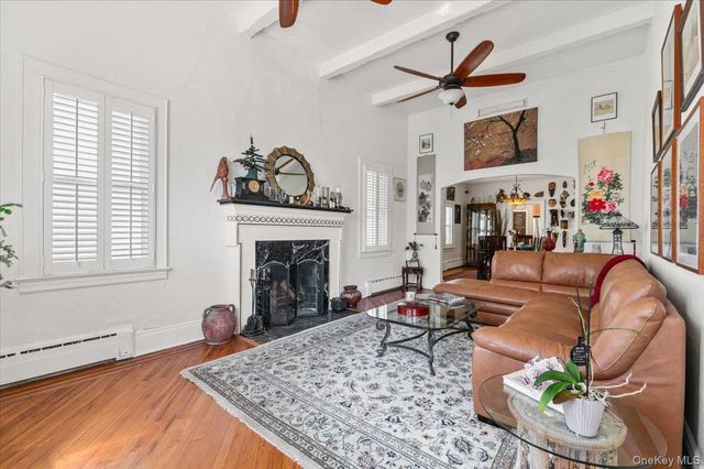 323 E Walnut Street, Long Beach, NY 11561