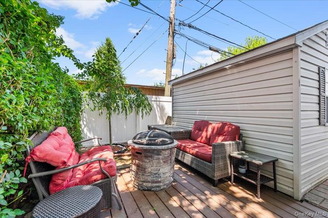 323 E Walnut Street, Long Beach, NY 11561
