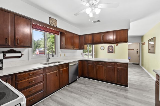 7732 E S Avenue, Scotts, MI 49088